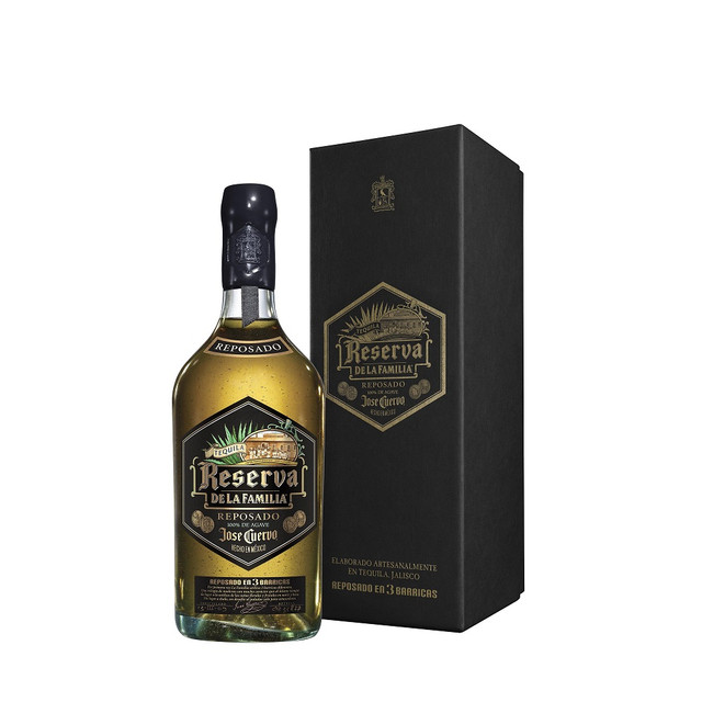 Tequila Reposado - Reserva De La Familia - (750 ml)